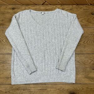 Vintage Gap Sweater XS Wool Blend‎ Cable Knit V-Neck Pullover Long Sleeve Gray